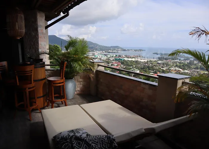 180 Degrees Self-Catering
